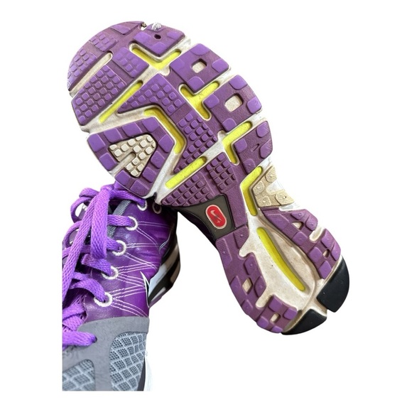 Nike Purple and Gray Athletic Shoes with Breathable Mesh - Picture 6 of 10